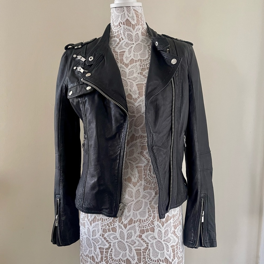 leather motorcycle jacket Black River size S org $599 good condition